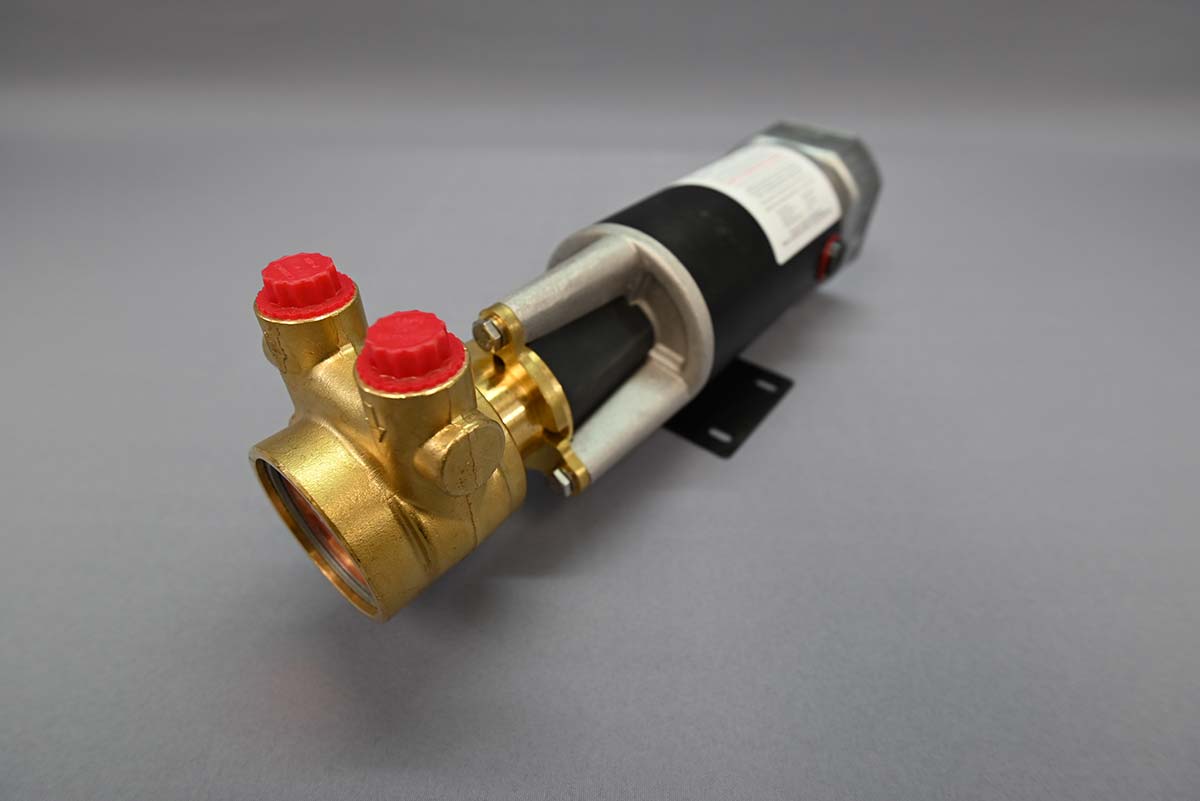 Dankoff Pump, Flowlight Booster, 2910-24 24VDC Low Flow