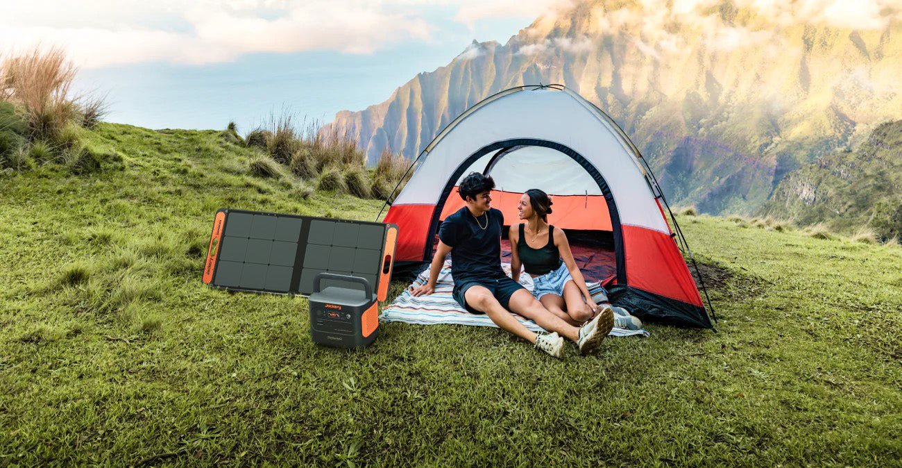 Jackery Solar Generator 1000 Plus 1264Wh 2000W Portable Power Station