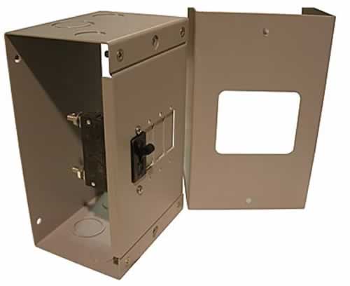 Midnite Solar MNEDC-QUAD Breaker centerholds 4 MNEDC 3/4" breakers